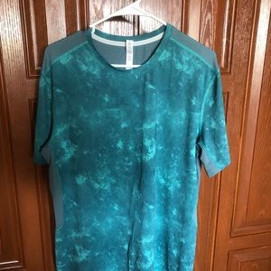 Men’s Lulu Lemon Shirt